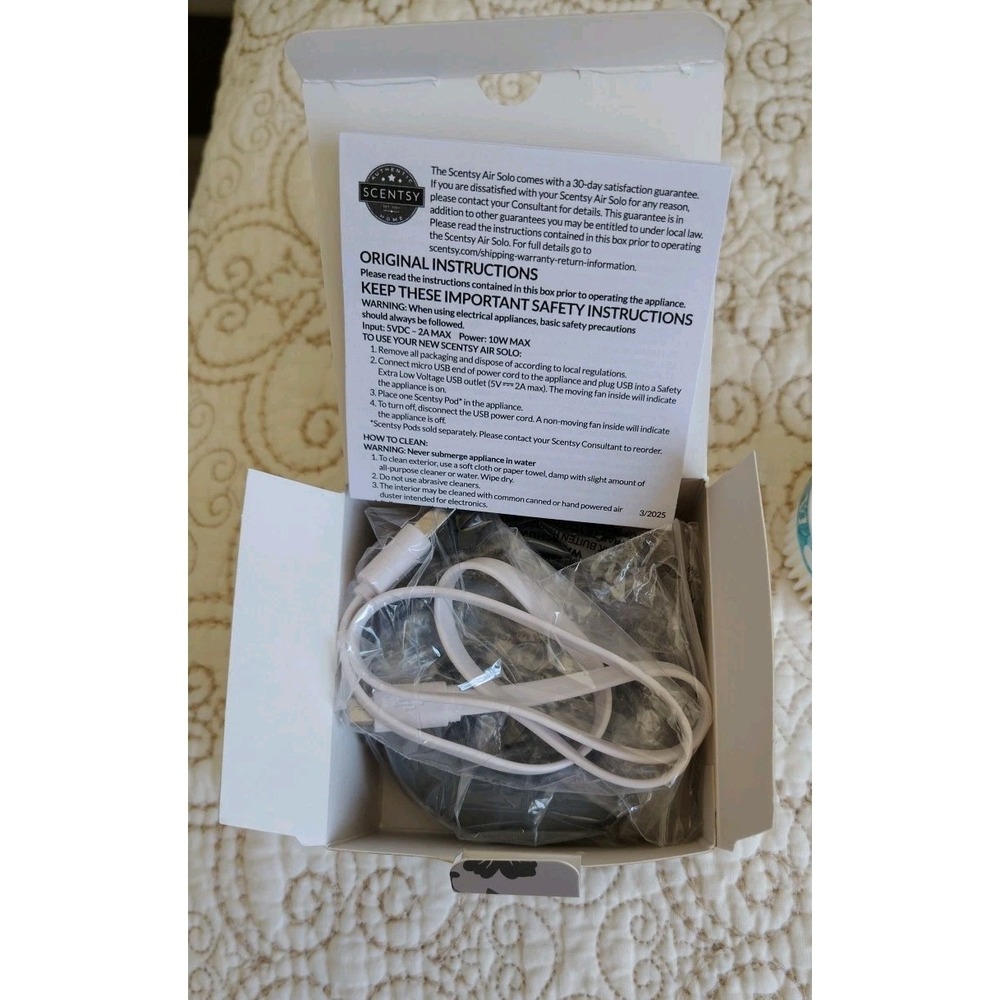 Scentsy‎ Air Solo Slate Includes SBlue Grotto Pod Used 1 Week - Picture 7 of 11
